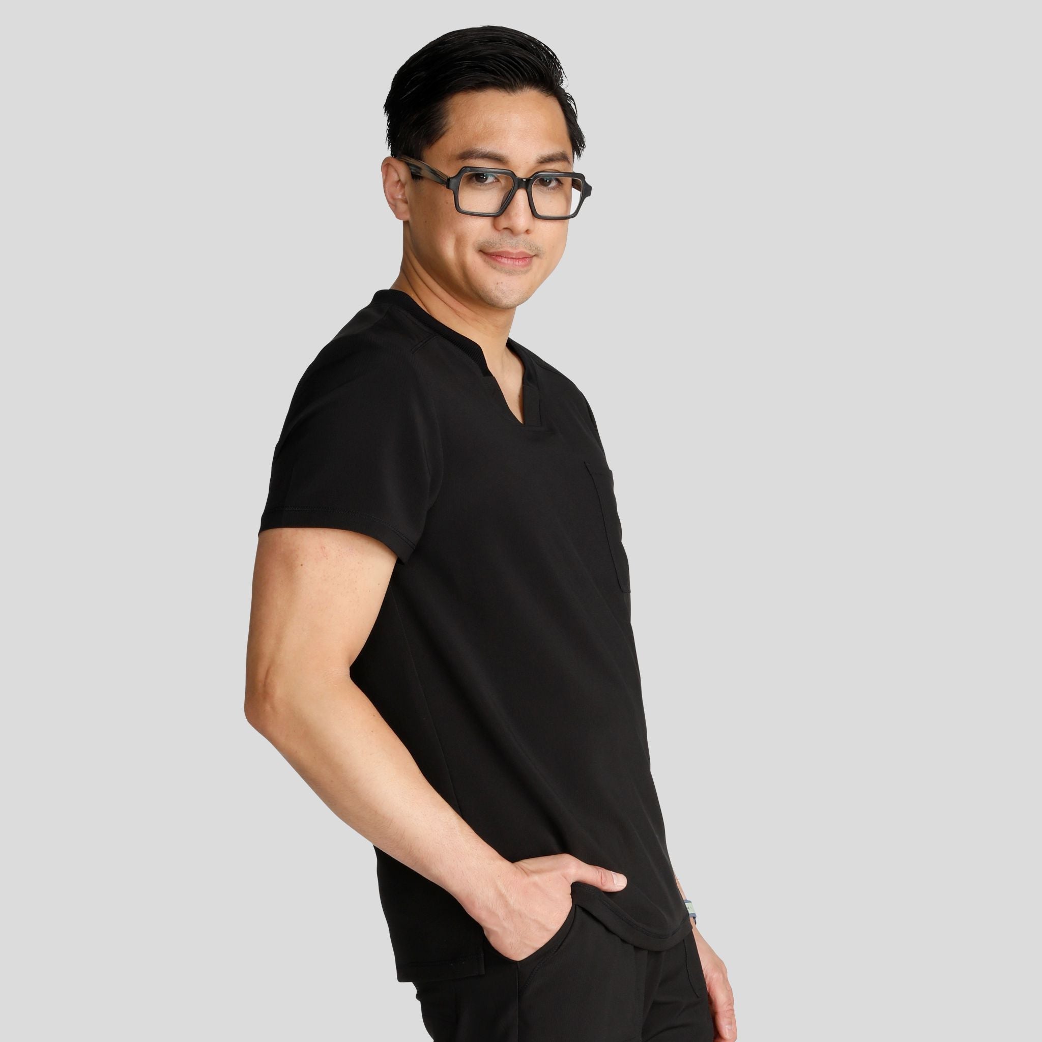 CHEROKEE_ck824a_black_right