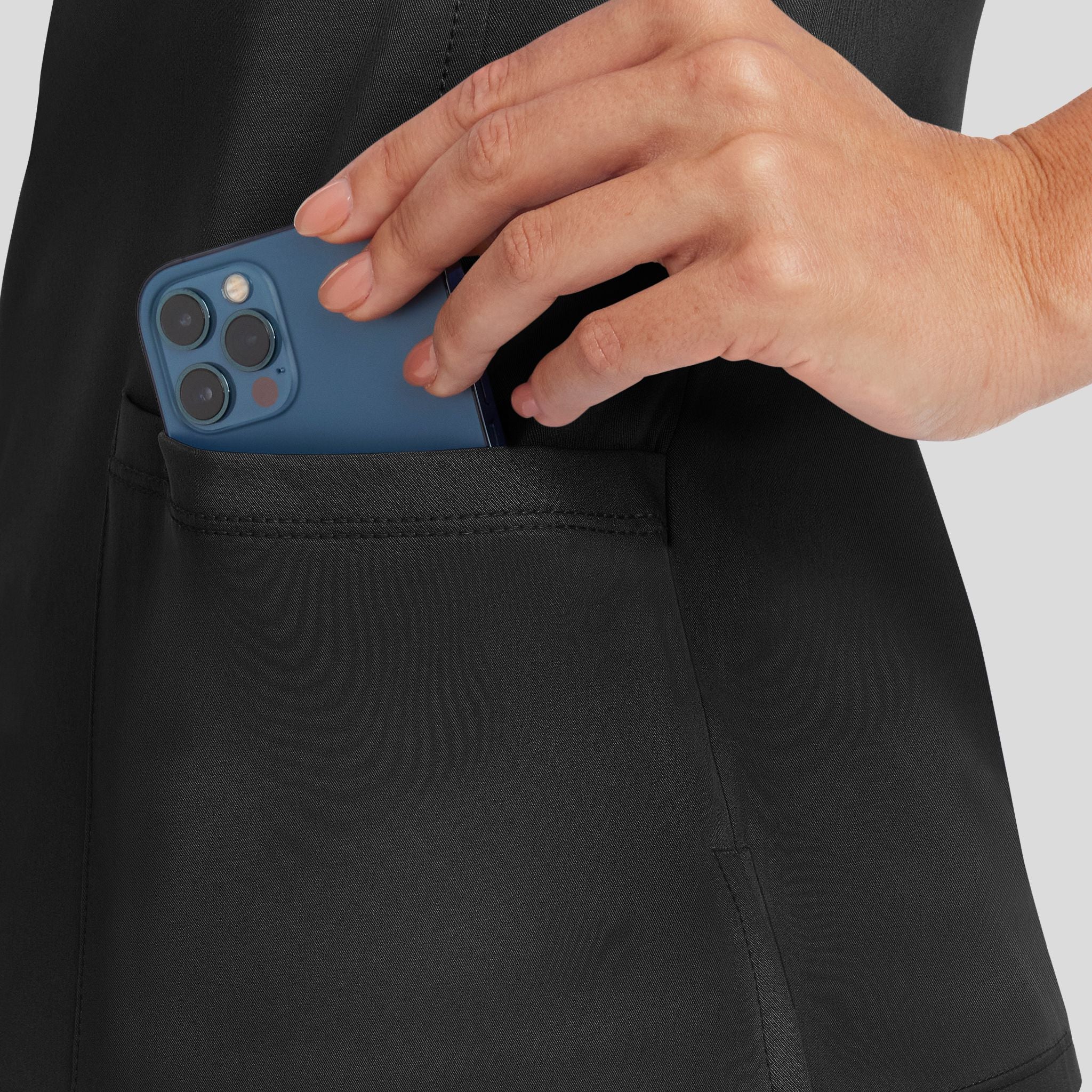 HealingHandsWorks_2500_black_detail