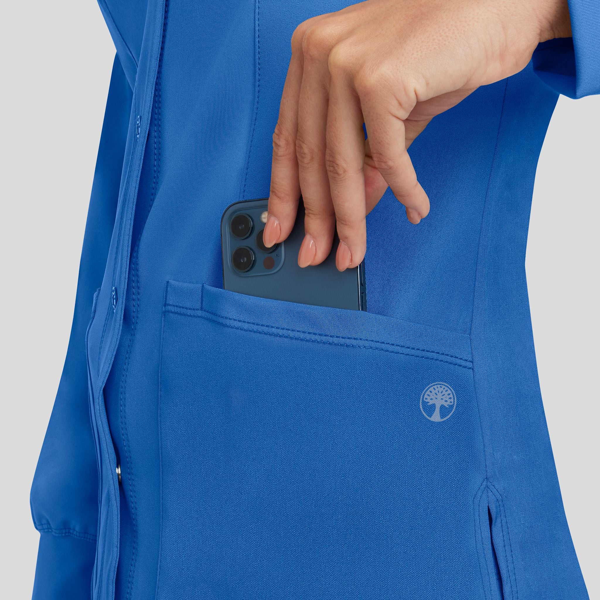 HealingHandsWorks_5500_royal_detail