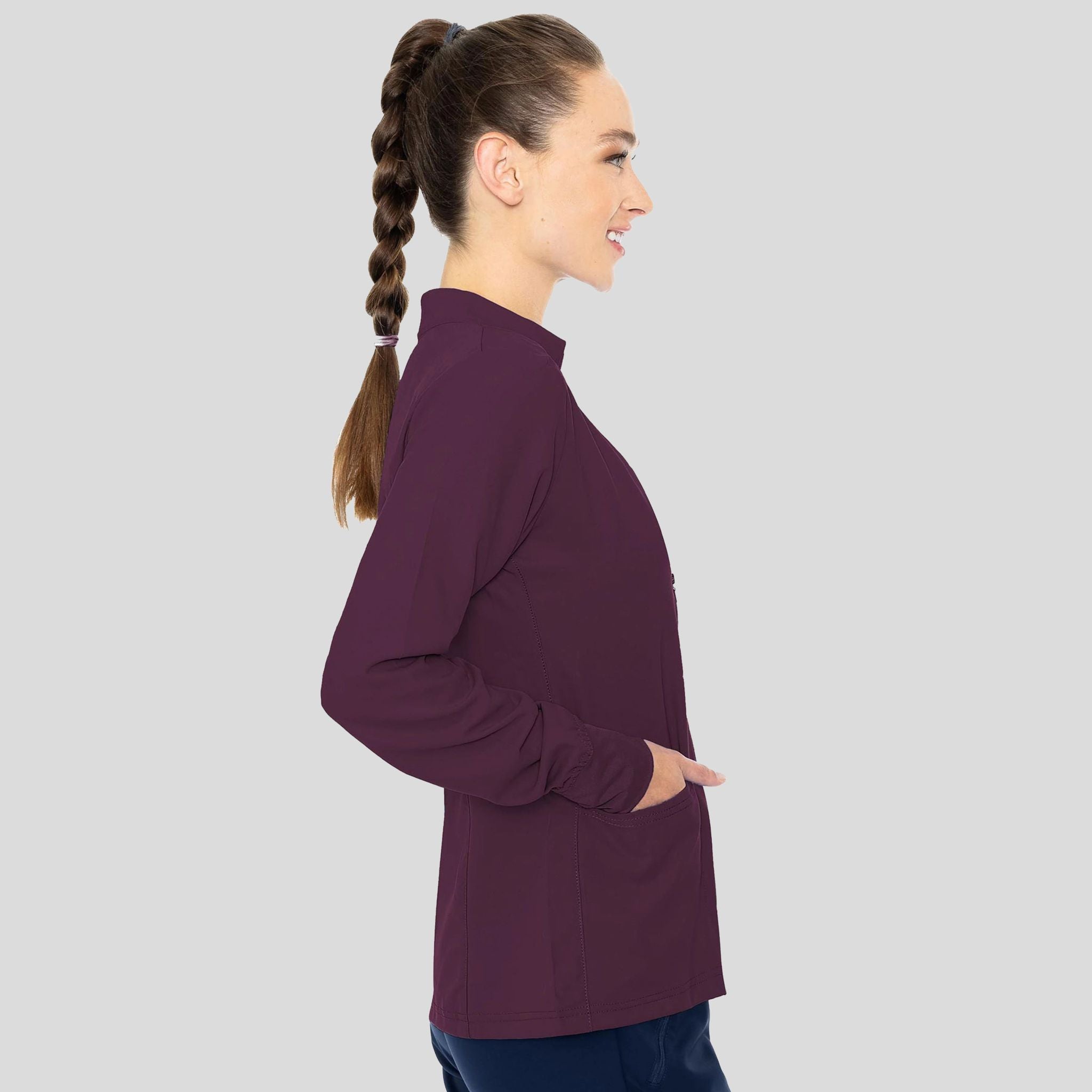 MedCouture_Insight_MC2660_wine_right